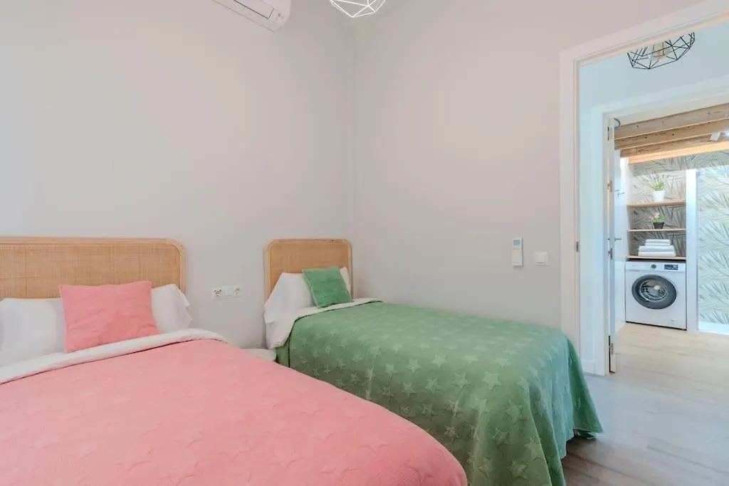 T74 Torneo Bright Family Apartment Sevilla